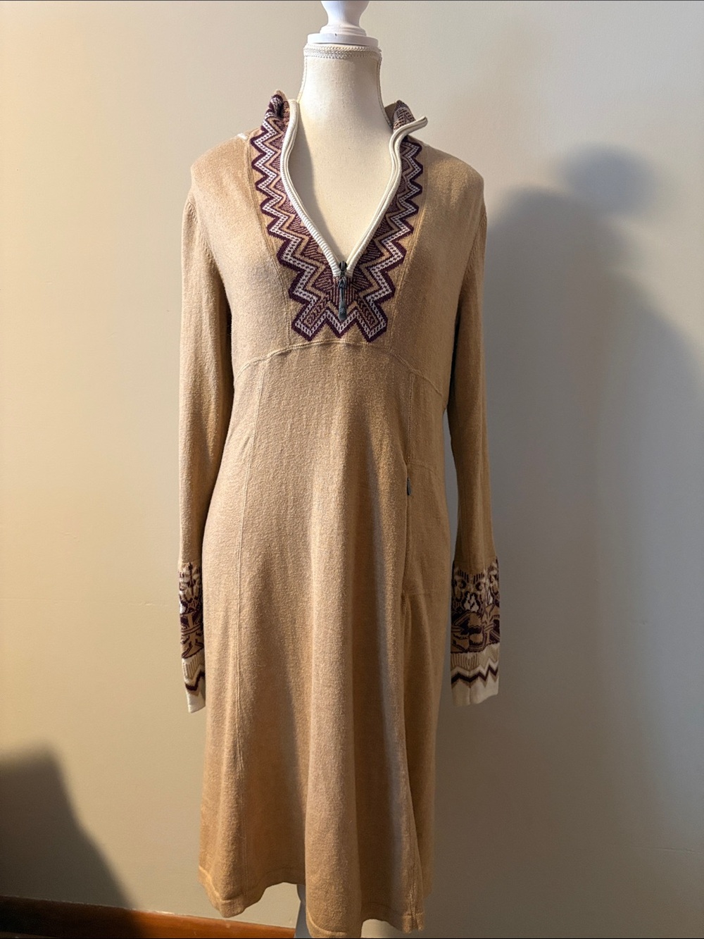 Athleta Cashmere Blend Fair Isle Tan Red Long Sleeve Collared Dress. Size Large